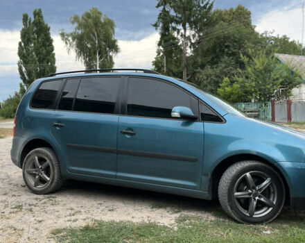 Синій Фольксваген Туран, об'ємом двигуна 1.6 л та пробігом 300 тис. км за 5000 $, фото 5 на Automoto.ua