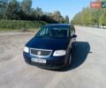 Синій Фольксваген Туран, об'ємом двигуна 1.97 л та пробігом 282 тис. км за 4600 $, фото 3 на Automoto.ua