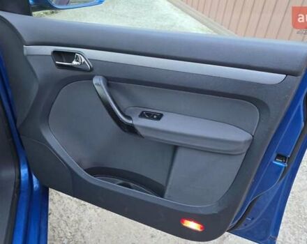 Синий Фольксваген Туран, объемом двигателя 1.6 л и пробегом 221 тыс. км за 6399 $, фото 57 на Automoto.ua