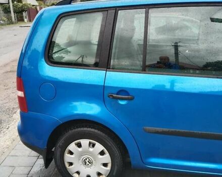 Синій Фольксваген Туран, об'ємом двигуна 1.9 л та пробігом 307 тис. км за 5500 $, фото 2 на Automoto.ua