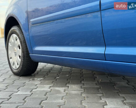 Синий Фольксваген Туран, объемом двигателя 1.6 л и пробегом 250 тыс. км за 5450 $, фото 16 на Automoto.ua
