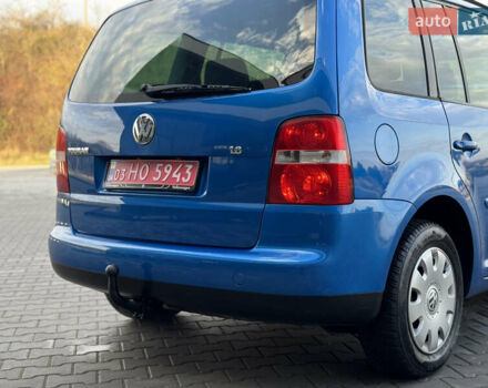 Синий Фольксваген Туран, объемом двигателя 1.6 л и пробегом 250 тыс. км за 5450 $, фото 9 на Automoto.ua