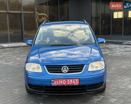 Синий Фольксваген Туран, объемом двигателя 1.6 л и пробегом 250 тыс. км за 5450 $, фото 6 на Automoto.ua