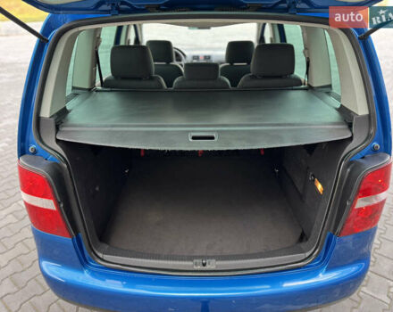 Синий Фольксваген Туран, объемом двигателя 1.6 л и пробегом 250 тыс. км за 5450 $, фото 36 на Automoto.ua