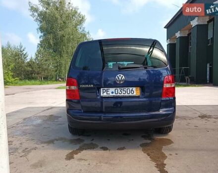 Синій Фольксваген Туран, об'ємом двигуна 1.6 л та пробігом 235 тис. км за 4900 $, фото 5 на Automoto.ua