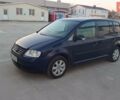 Синій Фольксваген Туран, об'ємом двигуна 1.6 л та пробігом 220 тис. км за 5500 $, фото 1 на Automoto.ua