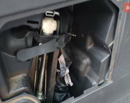 Синий Фольксваген Туран, объемом двигателя 1.6 л и пробегом 221 тыс. км за 6399 $, фото 71 на Automoto.ua