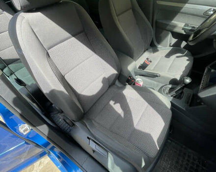 Синий Фольксваген Туран, объемом двигателя 1.6 л и пробегом 274 тыс. км за 5700 $, фото 19 на Automoto.ua