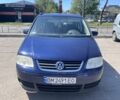 Синій Фольксваген Туран, об'ємом двигуна 2 л та пробігом 335 тис. км за 3100 $, фото 1 на Automoto.ua