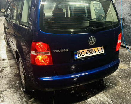 Синий Фольксваген Туран, объемом двигателя 1.6 л и пробегом 240 тыс. км за 6300 $, фото 2 на Automoto.ua