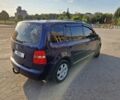 Синій Фольксваген Туран, об'ємом двигуна 2 л та пробігом 318 тис. км за 5200 $, фото 3 на Automoto.ua