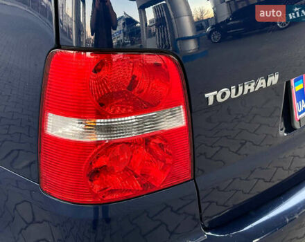 Синий Фольксваген Туран, объемом двигателя 1.6 л и пробегом 251 тыс. км за 6700 $, фото 18 на Automoto.ua