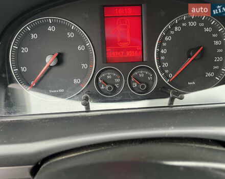 Синій Фольксваген Туран, об'ємом двигуна 1.6 л та пробігом 160 тис. км за 7300 $, фото 8 на Automoto.ua