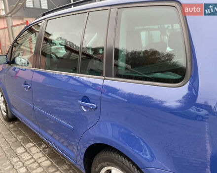 Синий Фольксваген Туран, объемом двигателя 1.6 л и пробегом 199 тыс. км за 6700 $, фото 33 на Automoto.ua