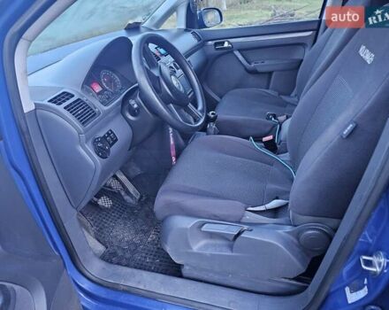 Синий Фольксваген Туран, объемом двигателя 1.9 л и пробегом 273 тыс. км за 5500 $, фото 5 на Automoto.ua