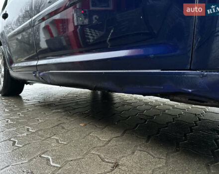 Синий Фольксваген Туран, объемом двигателя 2 л и пробегом 468 тыс. км за 3999 $, фото 12 на Automoto.ua