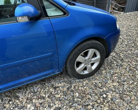 Синий Фольксваген Туран, объемом двигателя 2 л и пробегом 490 тыс. км за 4300 $, фото 1 на Automoto.ua