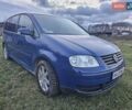 Синий Фольксваген Туран, объемом двигателя 1.9 л и пробегом 273 тыс. км за 5500 $, фото 1 на Automoto.ua