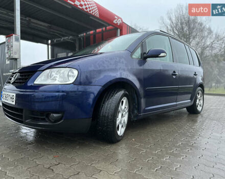 Синий Фольксваген Туран, объемом двигателя 2 л и пробегом 468 тыс. км за 3999 $, фото 4 на Automoto.ua