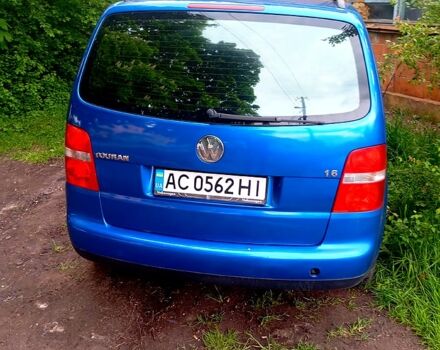Синій Фольксваген Туран, об'ємом двигуна 1.6 л та пробігом 241 тис. км за 5700 $, фото 5 на Automoto.ua