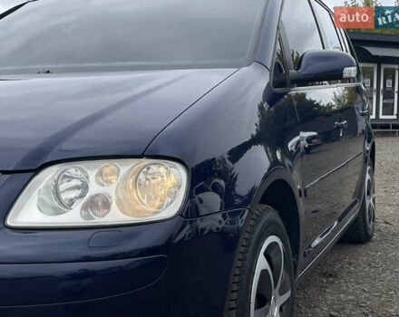 Синий Фольксваген Туран, объемом двигателя 1.6 л и пробегом 233 тыс. км за 6500 $, фото 10 на Automoto.ua