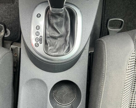 Синій Фольксваген Туран, об'ємом двигуна 1.6 л та пробігом 160 тис. км за 7300 $, фото 9 на Automoto.ua