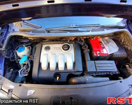 Синій Фольксваген Туран, об'ємом двигуна 1.9 л та пробігом 320 тис. км за 5350 $, фото 4 на Automoto.ua