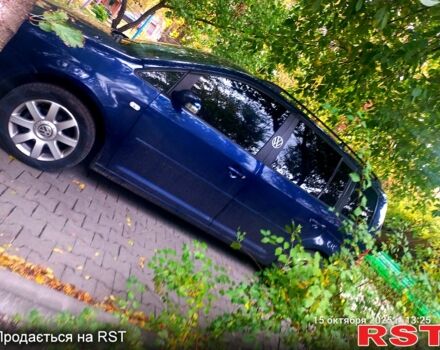 Синий Фольксваген Туран, объемом двигателя 1.6 л и пробегом 220 тыс. км за 6299 $, фото 4 на Automoto.ua