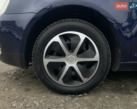 Синий Фольксваген Туран, объемом двигателя 1.6 л и пробегом 233 тыс. км за 6500 $, фото 15 на Automoto.ua