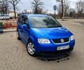 Синій Фольксваген Туран, об'ємом двигуна 1.9 л та пробігом 0 тис. км за 5300 $, фото 1 на Automoto.ua