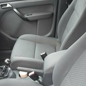 Синий Фольксваген Туран, объемом двигателя 1.6 л и пробегом 180 тыс. км за 6500 $, фото 12 на Automoto.ua