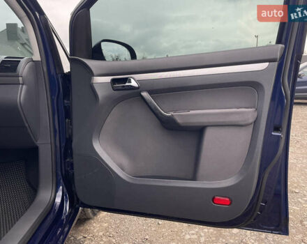 Синий Фольксваген Туран, объемом двигателя 1.6 л и пробегом 233 тыс. км за 6500 $, фото 41 на Automoto.ua