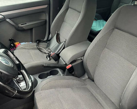 Синій Фольксваген Туран, об'ємом двигуна 1.6 л та пробігом 160 тис. км за 7300 $, фото 15 на Automoto.ua