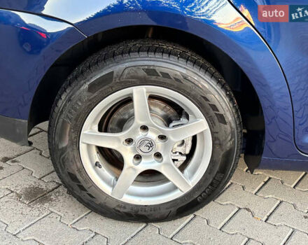 Синий Фольксваген Туран, объемом двигателя 1.6 л и пробегом 251 тыс. км за 6700 $, фото 19 на Automoto.ua