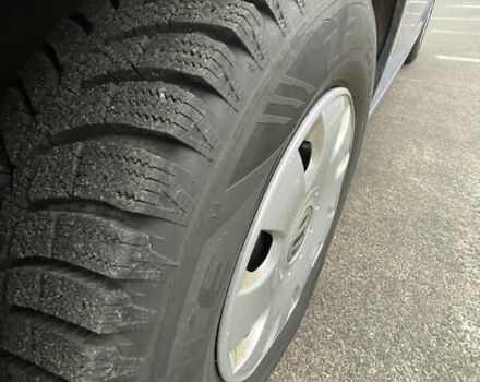 Синий Фольксваген Туран, объемом двигателя 1.9 л и пробегом 253 тыс. км за 5500 $, фото 7 на Automoto.ua