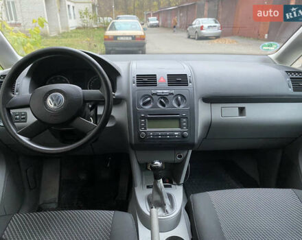 Синий Фольксваген Туран, объемом двигателя 1.6 л и пробегом 199 тыс. км за 6700 $, фото 10 на Automoto.ua