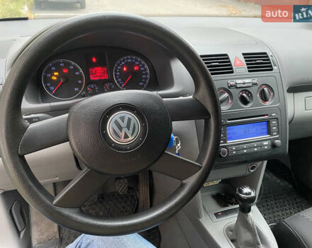 Синий Фольксваген Туран, объемом двигателя 1.6 л и пробегом 199 тыс. км за 6700 $, фото 19 на Automoto.ua
