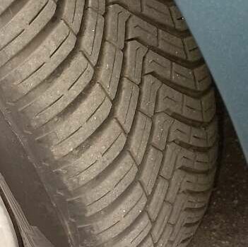 Синий Фольксваген Туран, объемом двигателя 1.6 л и пробегом 180 тыс. км за 6500 $, фото 16 на Automoto.ua