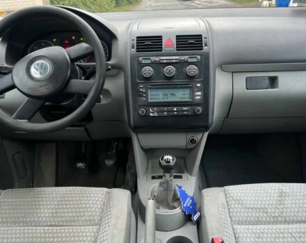 Синий Фольксваген Туран, объемом двигателя 1.9 л и пробегом 400 тыс. км за 2499 $, фото 5 на Automoto.ua