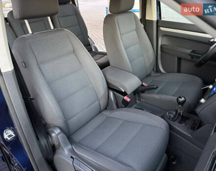 Синий Фольксваген Туран, объемом двигателя 1.6 л и пробегом 251 тыс. км за 6700 $, фото 32 на Automoto.ua