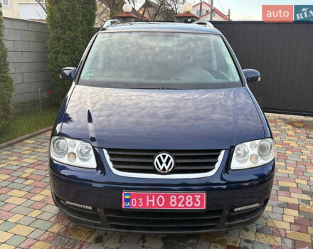 Синий Фольксваген Туран, объемом двигателя 1.6 л и пробегом 251 тыс. км за 6700 $, фото 2 на Automoto.ua