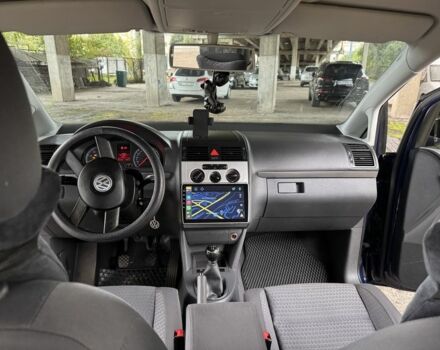 Синий Фольксваген Туран, объемом двигателя 1.6 л и пробегом 233 тыс. км за 4300 $, фото 6 на Automoto.ua