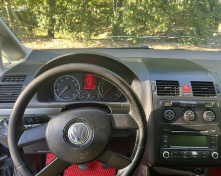 Синій Фольксваген Туран, об'ємом двигуна 1.6 л та пробігом 270 тис. км за 6000 $, фото 9 на Automoto.ua
