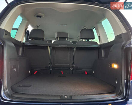 Синий Фольксваген Туран, объемом двигателя 1.6 л и пробегом 251 тыс. км за 6700 $, фото 38 на Automoto.ua