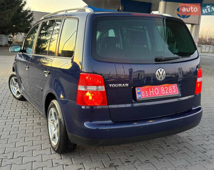Синий Фольксваген Туран, объемом двигателя 1.6 л и пробегом 251 тыс. км за 6700 $, фото 47 на Automoto.ua