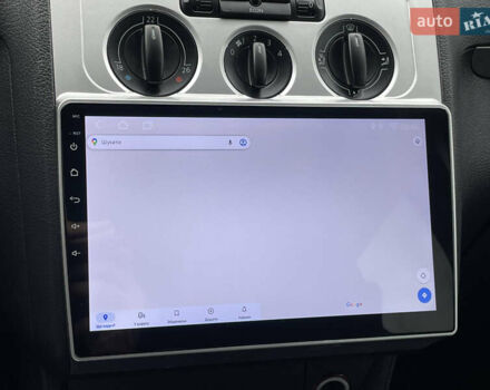 Синий Фольксваген Туран, объемом двигателя 1.6 л и пробегом 233 тыс. км за 6500 $, фото 52 на Automoto.ua