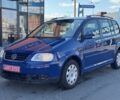 Синий Фольксваген Туран, объемом двигателя 1.6 л и пробегом 191 тыс. км за 6000 $, фото 1 на Automoto.ua