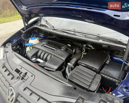 Синій Фольксваген Туран, об'ємом двигуна 1.6 л та пробігом 221 тис. км за 6200 $, фото 30 на Automoto.ua