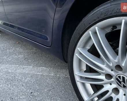 Синій Фольксваген Туран, об'ємом двигуна 1.6 л та пробігом 282 тис. км за 6500 $, фото 6 на Automoto.ua