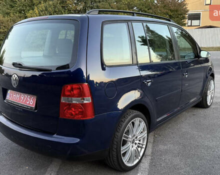 Синій Фольксваген Туран, об'ємом двигуна 1.6 л та пробігом 282 тис. км за 6500 $, фото 9 на Automoto.ua